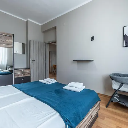 Apartman Botev's Finest 3-br By Bulgarianhomes Szófia