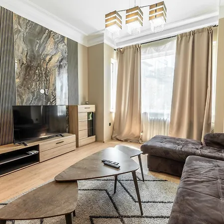 Botev's Finest 3-br By Bulgarianhomes Διαμέρισμα Σόφια
